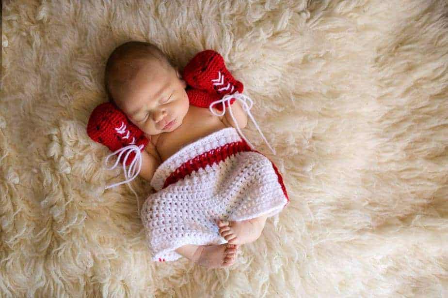 Newborn crochet outfit online pattern