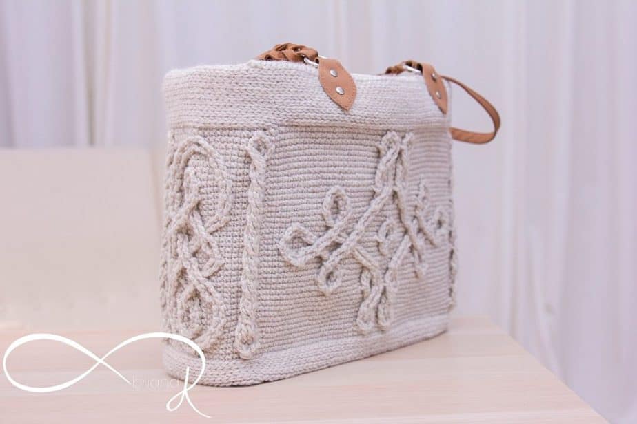 Infinity Crochet Cable Handbag