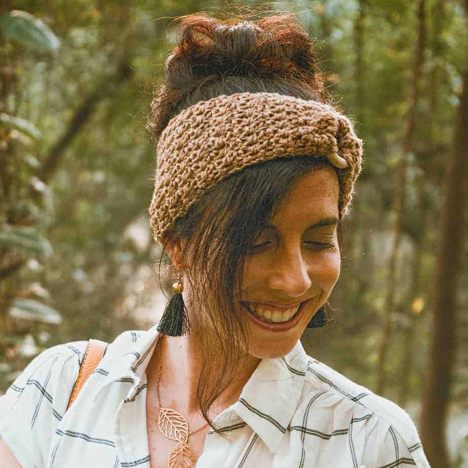 How to Crochet Honeycomb Stitch + Headband Pattern