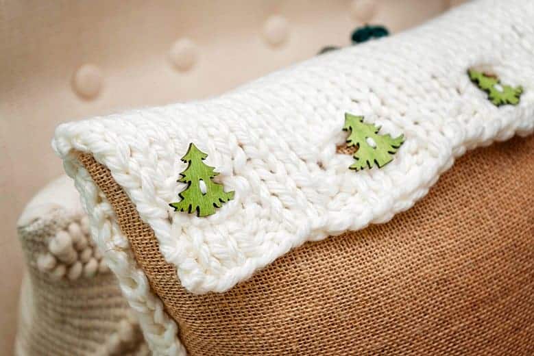 Christmas Tree Button Detail for Knit and Crochet Pillow Free Pattern