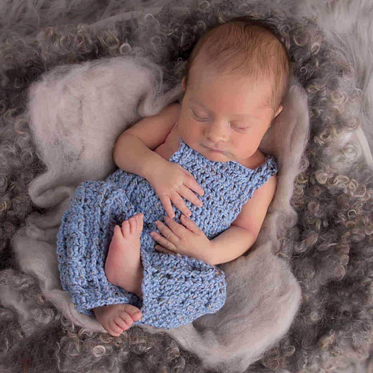 Make a Stylish, Adorable Baby Outfit with the Logan Overall Free Crochet Pattern!