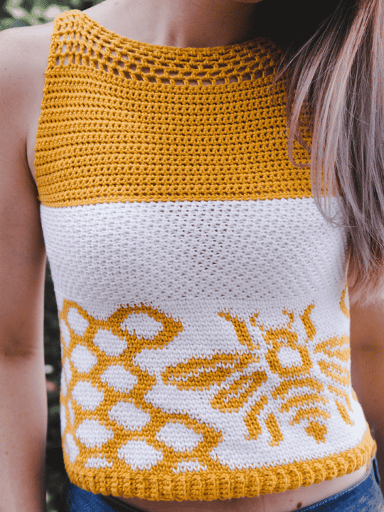 crochet colorwork bee