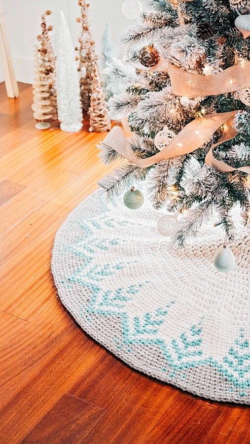 Crochet Christmas Tree Skirt