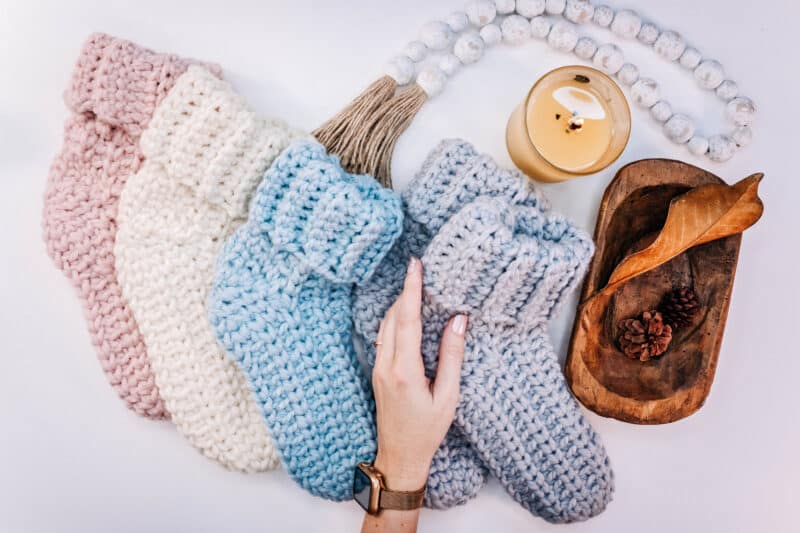 Simple chunky cable deals crochet slippers