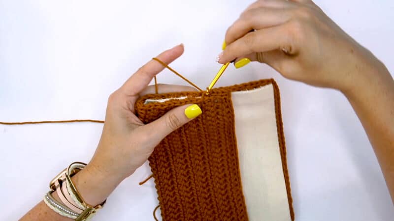 Herringbone Crochet Clutch free Pattern