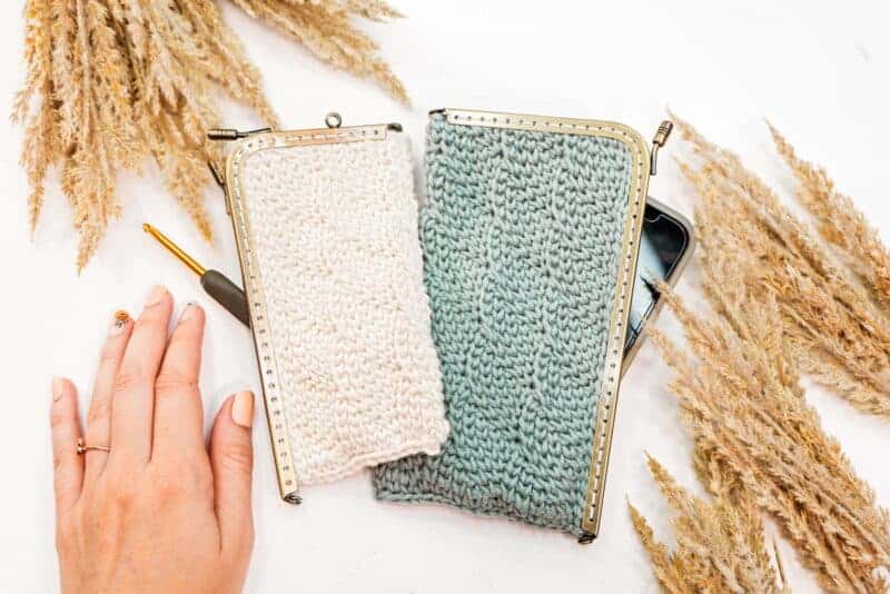 Happily Ever After Crochet Clutch (12)