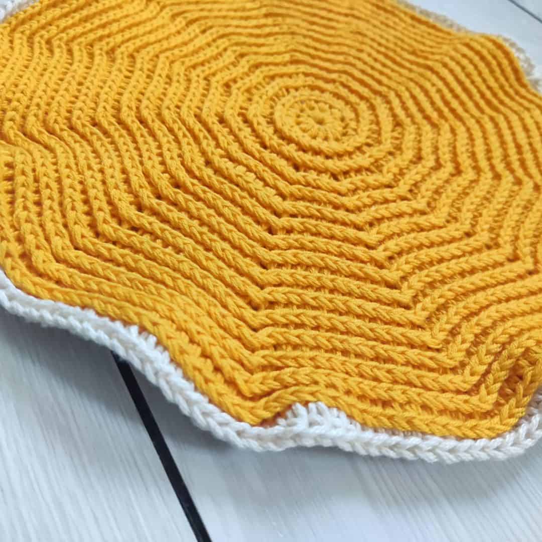 https://brianakdesigns.com/wp-content/uploads/2023/06/crochet-double-sided-pot-holder-free-pattern-5.jpg