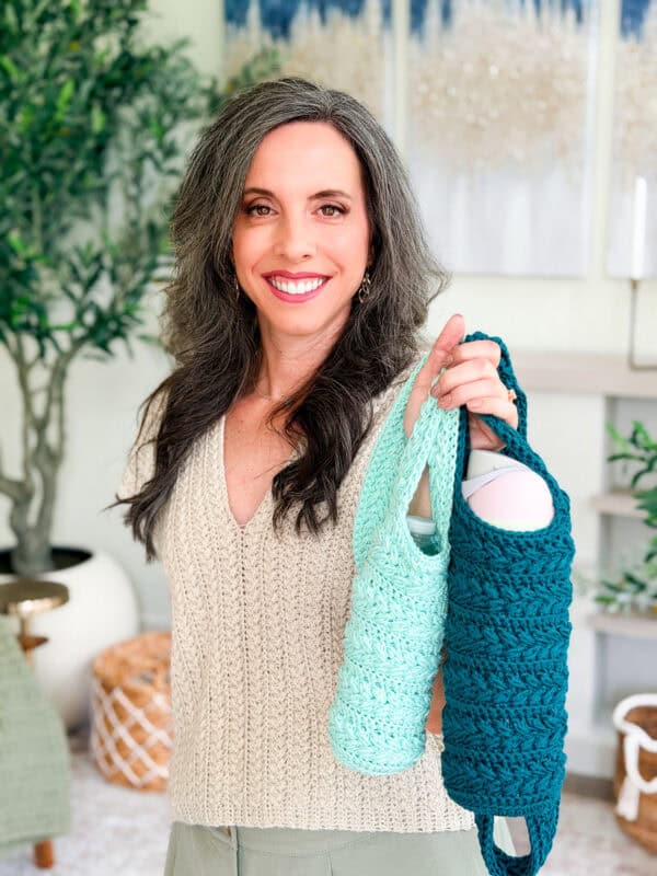 Free Crochet Wheat Stitch Water Bottle Holder Pattern (+ Video