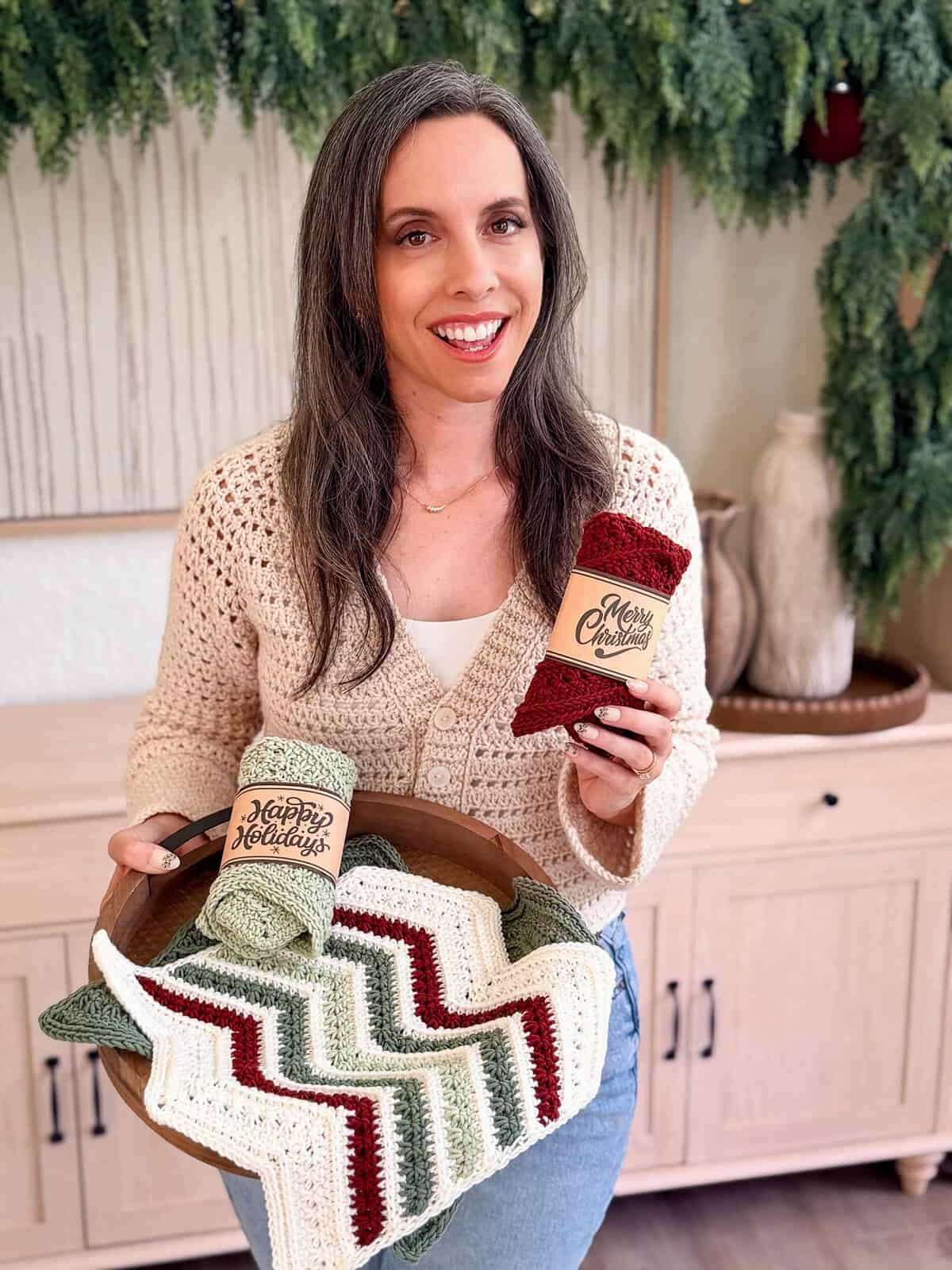 Petal Loop chevron crochet washcloth