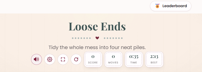 Game screen titled “Loose Ends” with instructions to sort items into four piles; features a crochet game theme, displays score, moves, time, best time, and includes a leaderboard button.